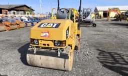 Walec drogowy CAT CB 24 , 2012 rok